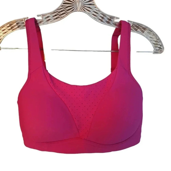 Lululemon Run Times Bra - Picture 1 of 3